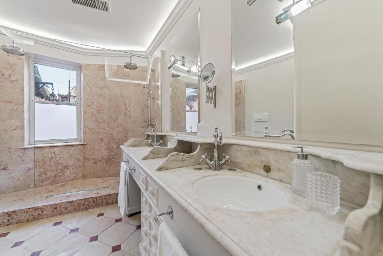 Bmga L Viapaola43 Palace Luxury Penthouse 2Bdr Rom Eksteriør billede